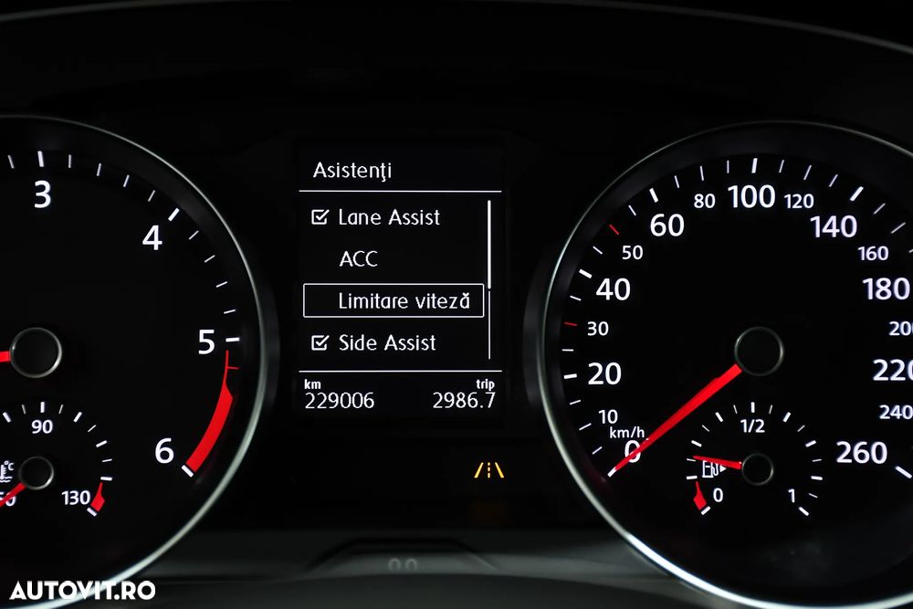 Volkswagen Passat - 7