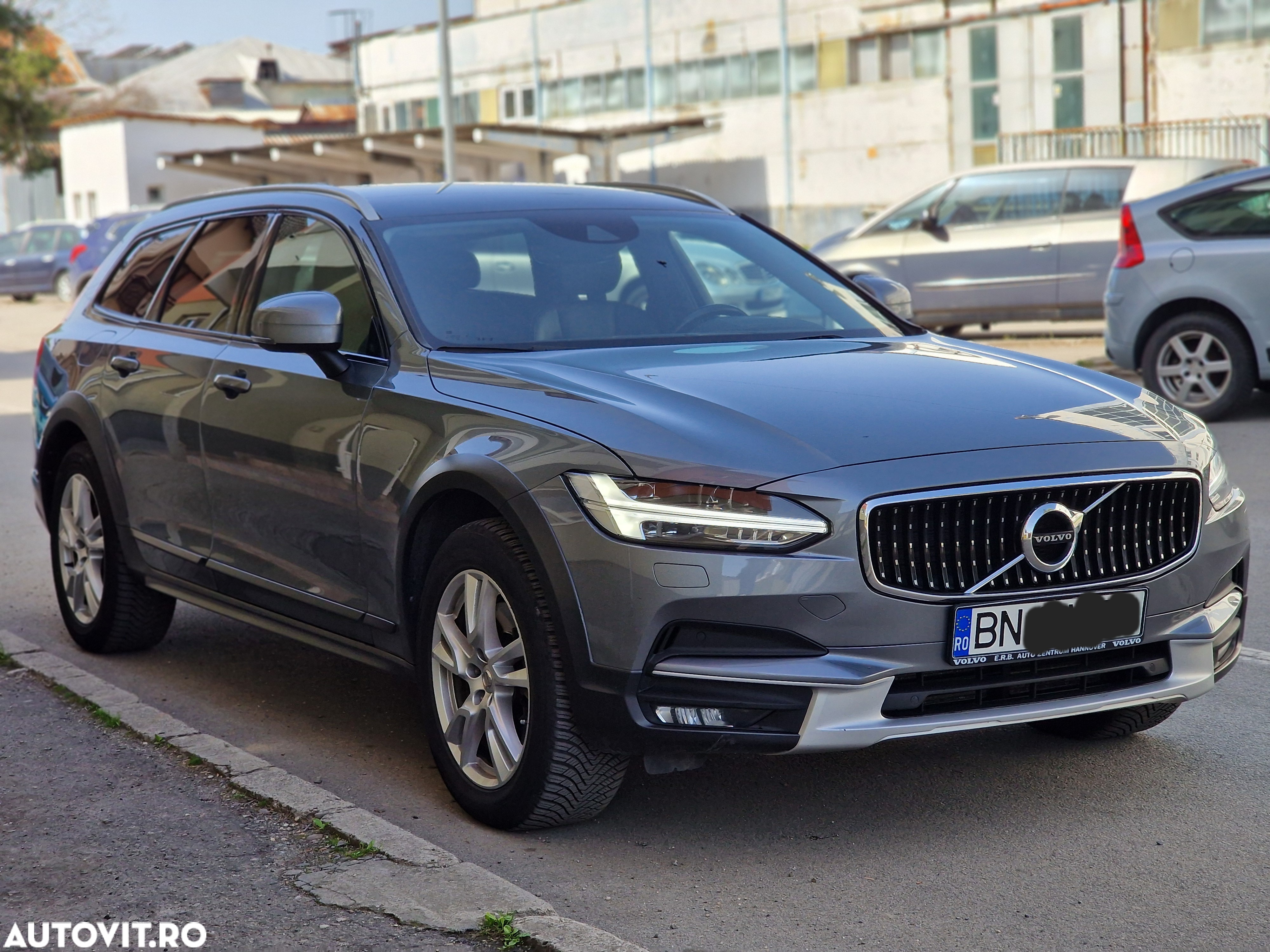 Volvo V90 Cross Country D4 AWD Geartronic - 3