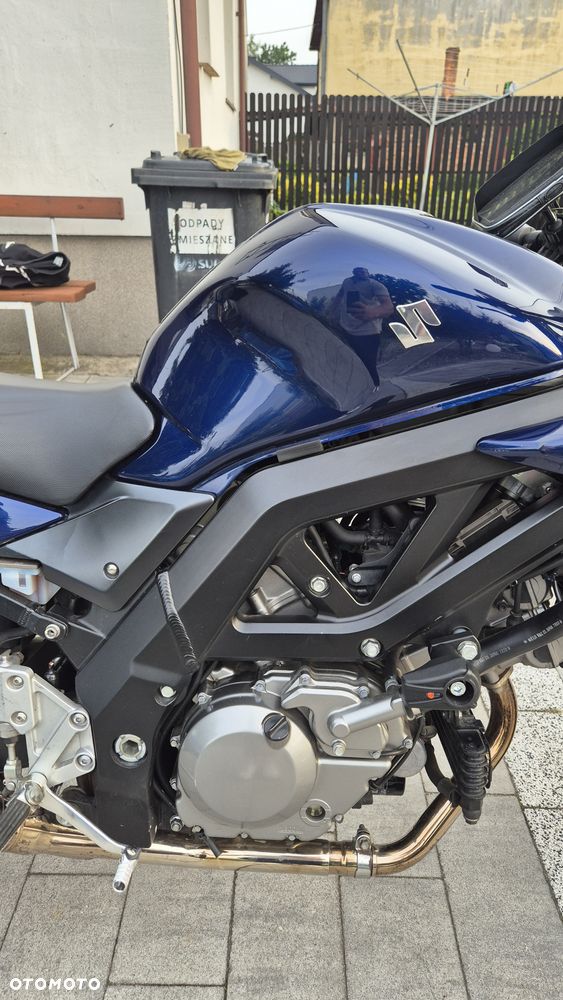 Suzuki SV - 10