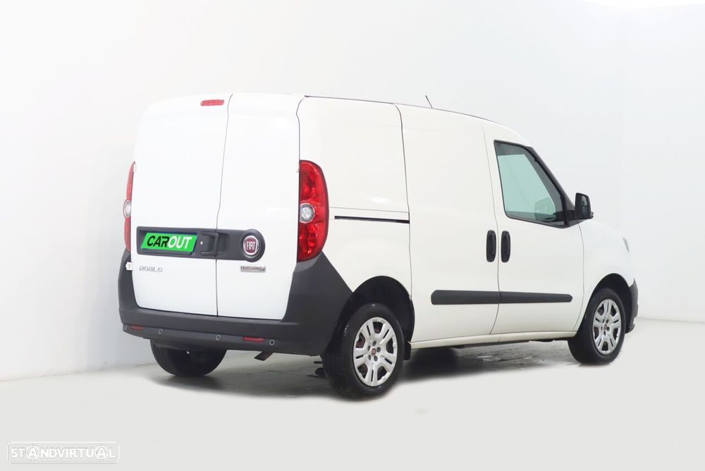 Fiat Doblo Cargo 1.3 Multijet 3L - 4