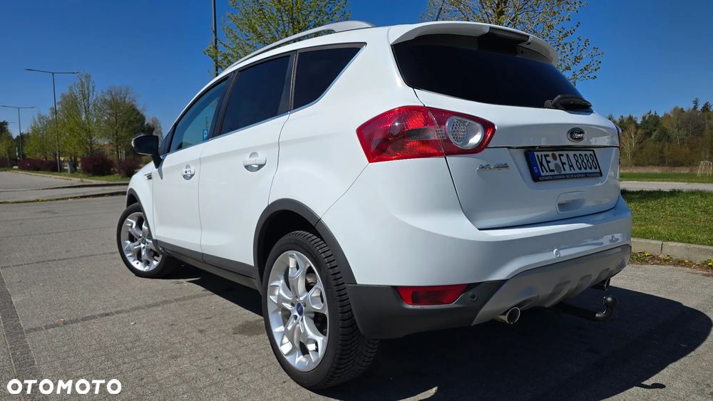 Ford Kuga 2.0 TDCi 4x4 Titanium - 4