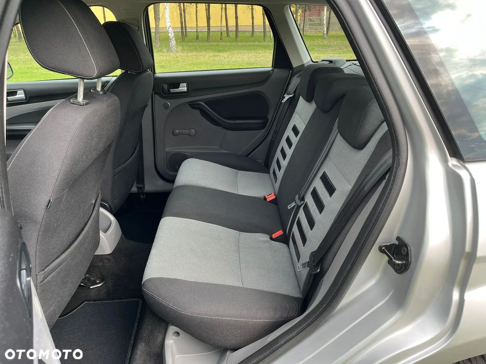 Ford Focus 1.6 16V Silver Magic - 19