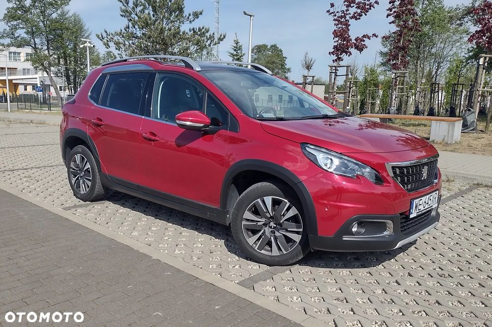 Peugeot 2008 1.2 PureTech Allure S&S EAT8 - 3