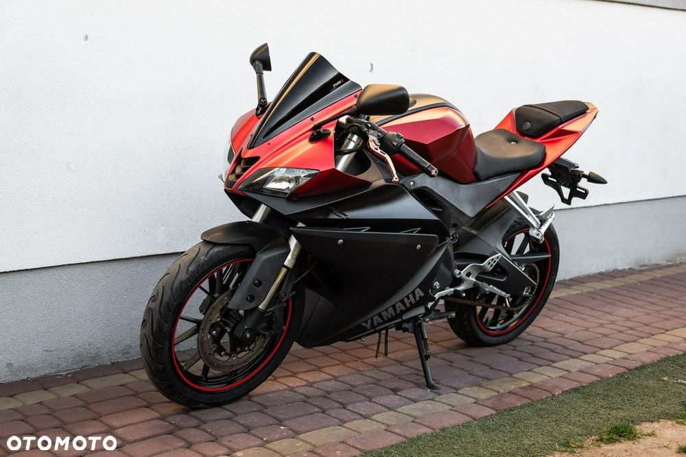 Yamaha YZF - 6