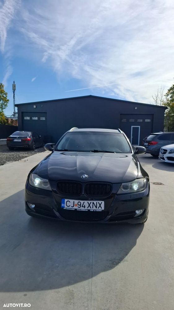 BMW Seria 3 2011 photo 3