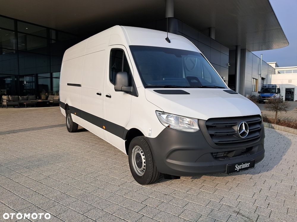 Mercedes-Benz Sprinter - 4