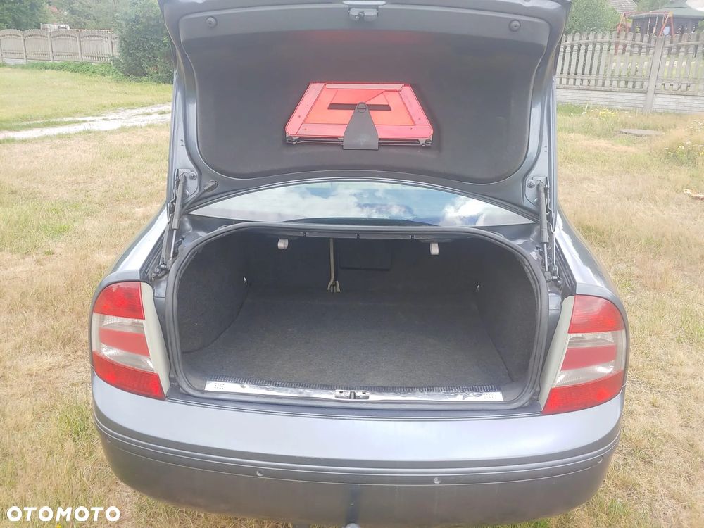 Skoda Superb 2.0 TDI DPF - 4
