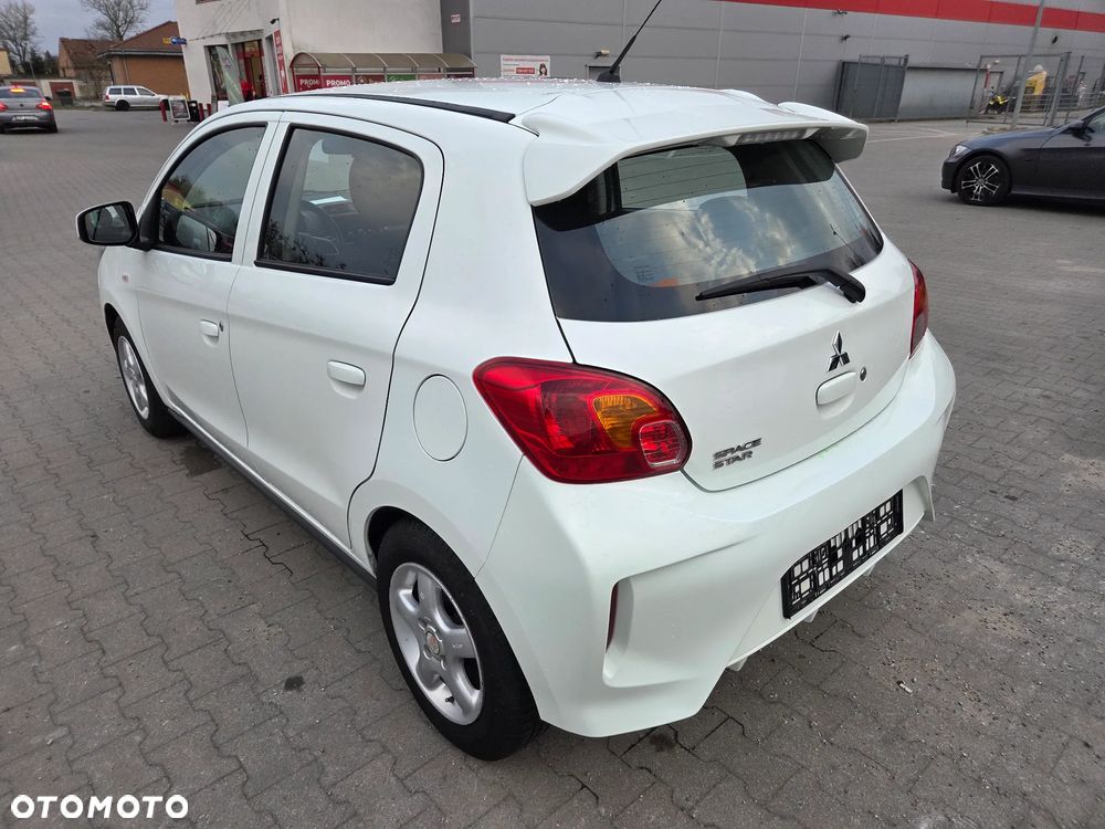 Mitsubishi Space Star 1.0 - 24