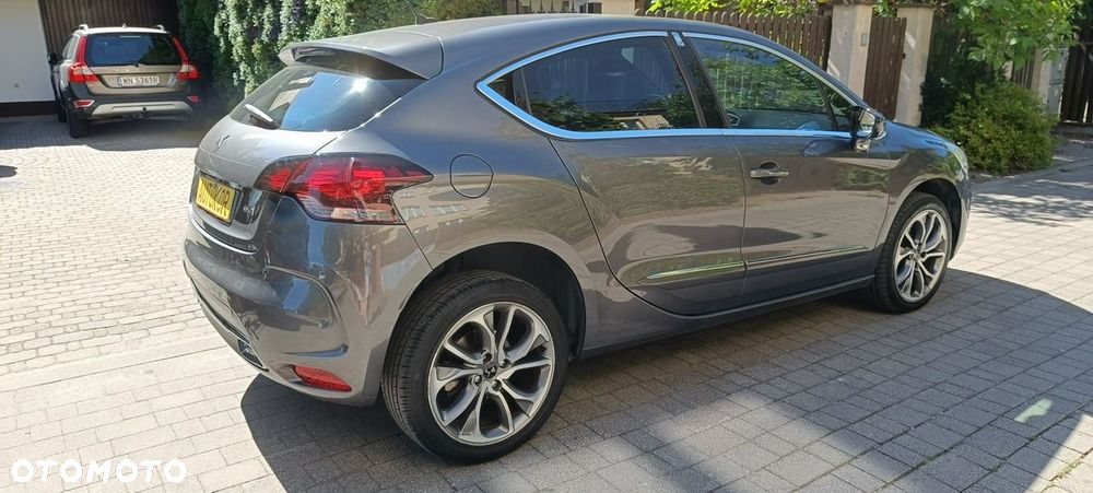 DS Automobiles DS 4 2015