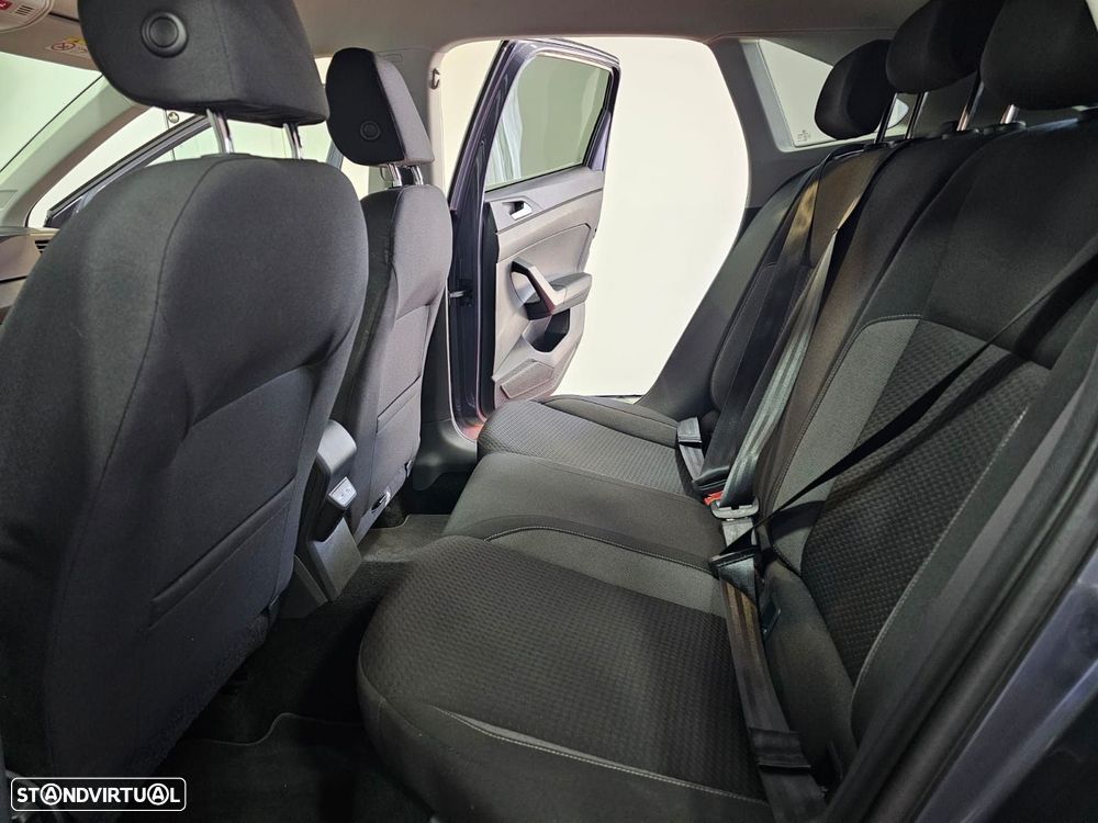 VW Taigo 1.0 TSI Urban - 14