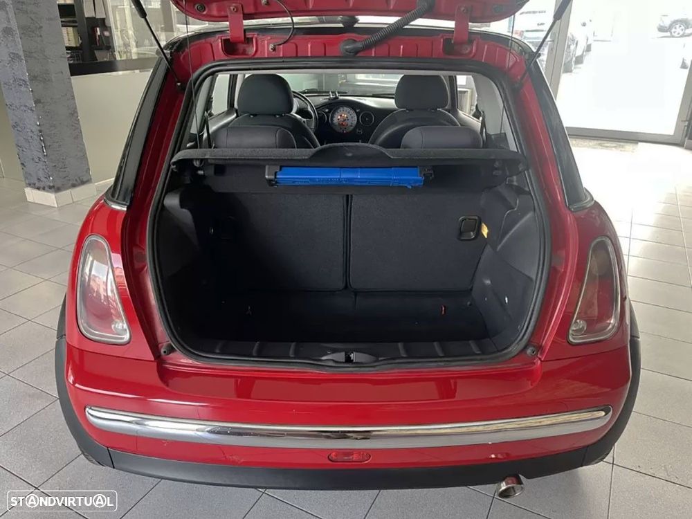 MINI 3 Portas One 1.4 D - 20