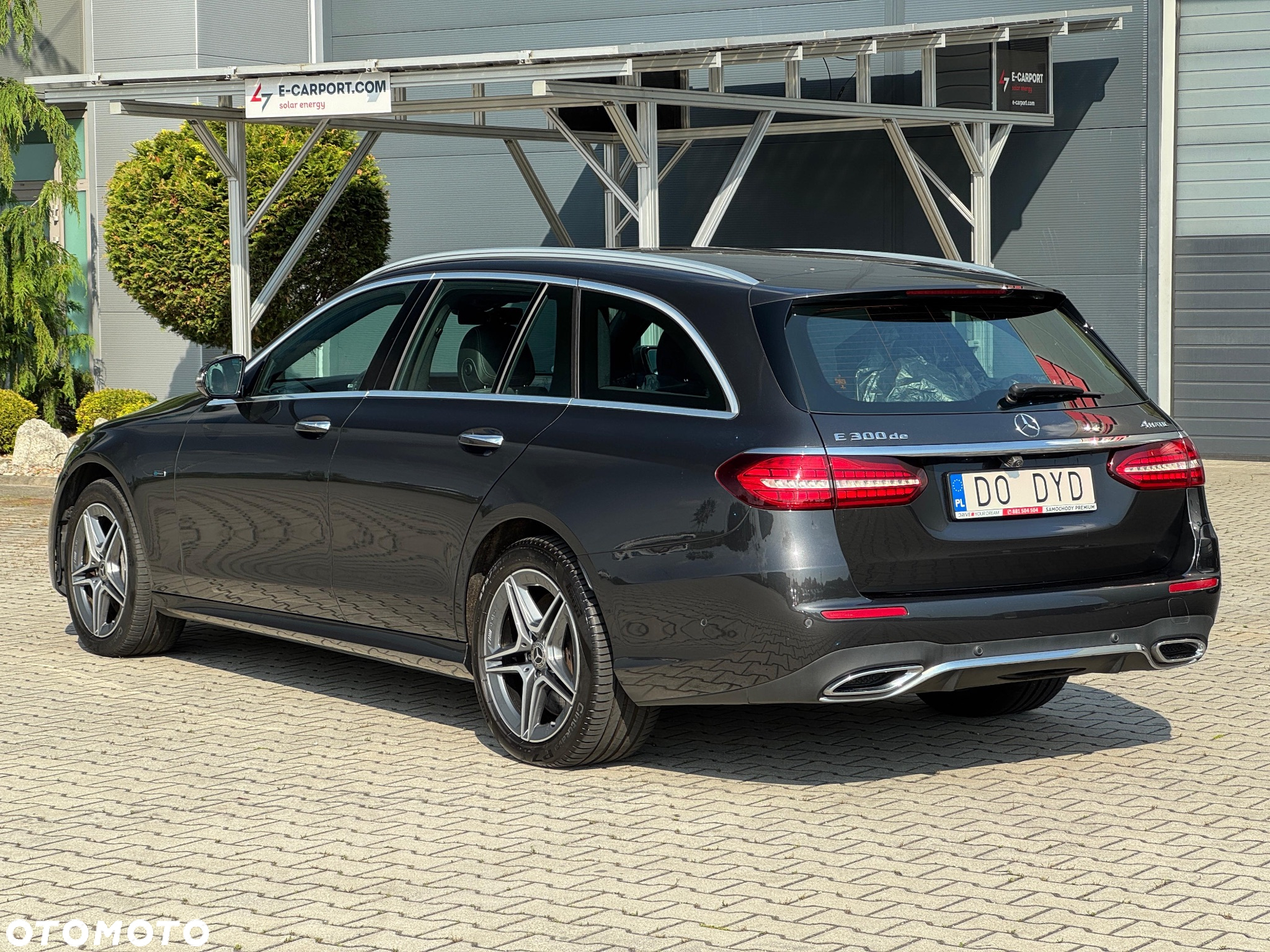 Mercedes-Benz Klasa E 300 de 4-Matic AMG - 5