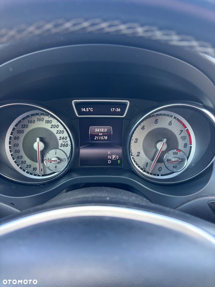 Mercedes-Benz CLA - 15