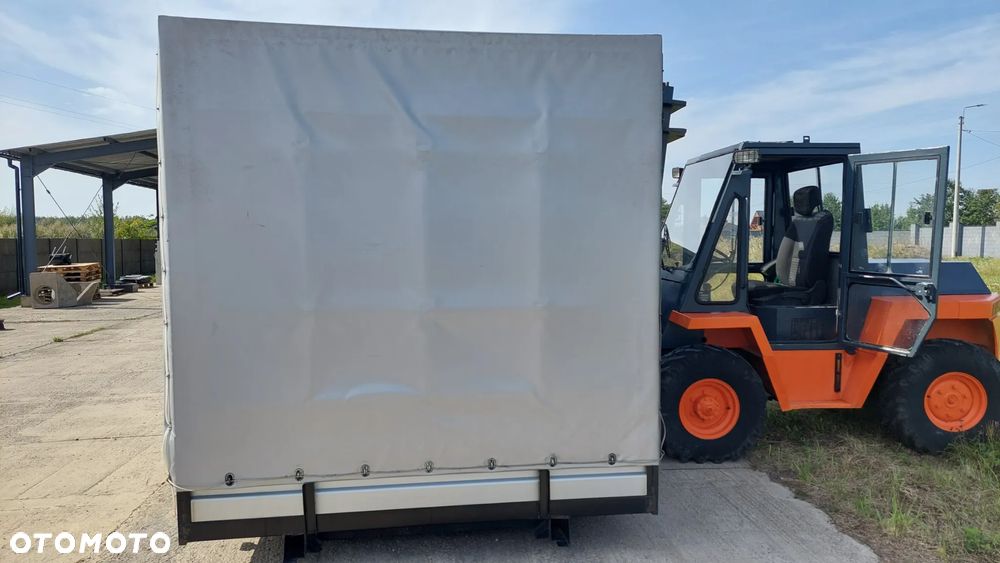 PLANDEKA SKRZYNIA PAKA R2019 WYMIARY: DŁ. 4,96M, SZER. 2,27M WYS. 2,35M - 3