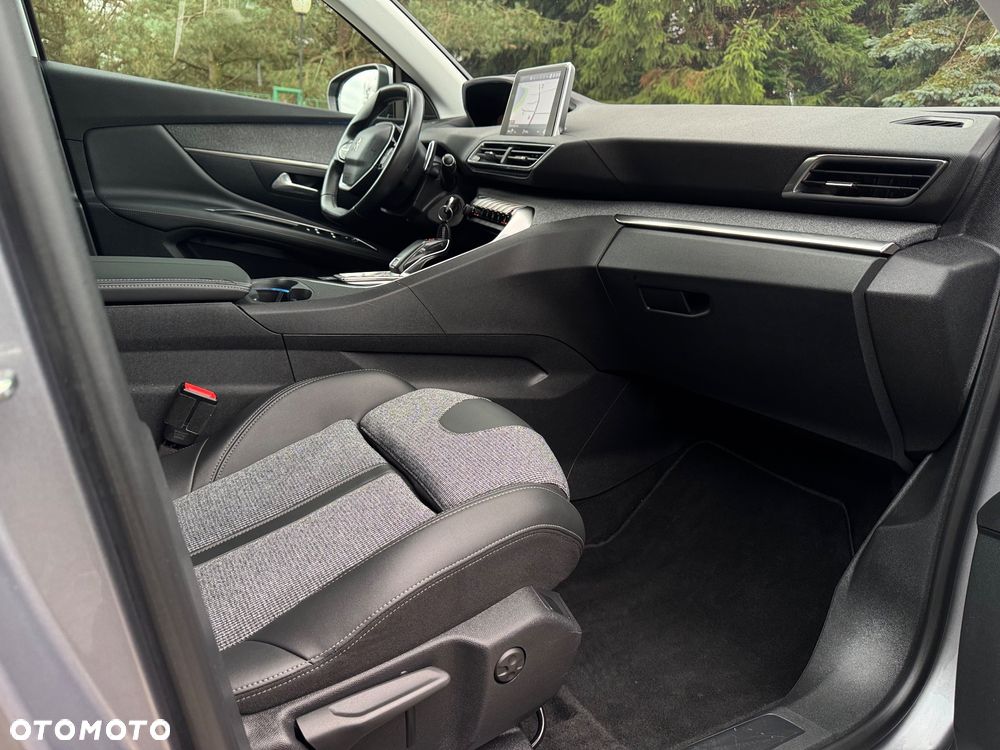 Peugeot 3008 1.5 BlueHDi GT S&S EAT8 - 22