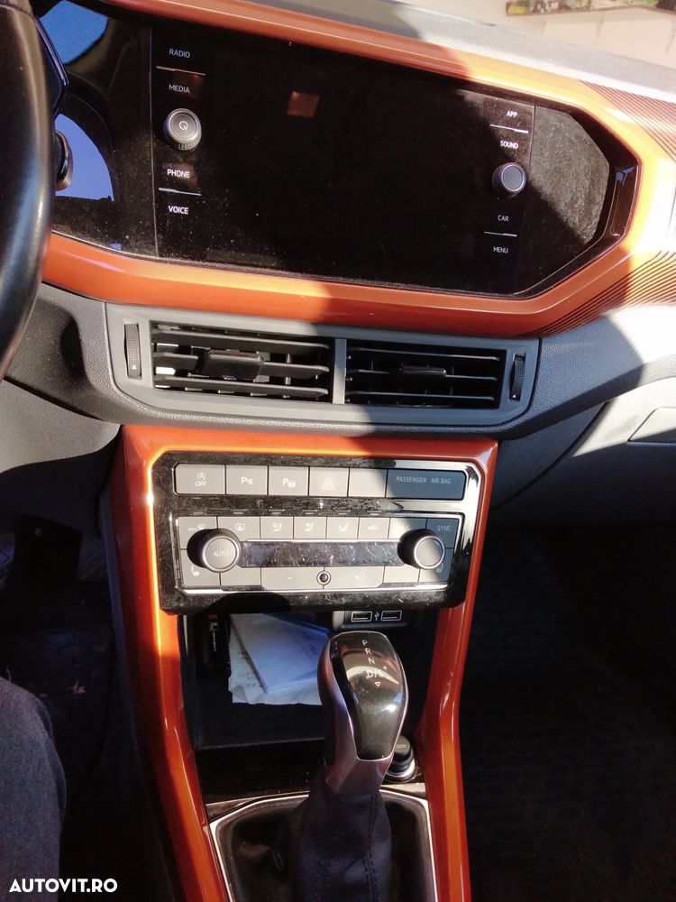 Volkswagen T-Cross - 1