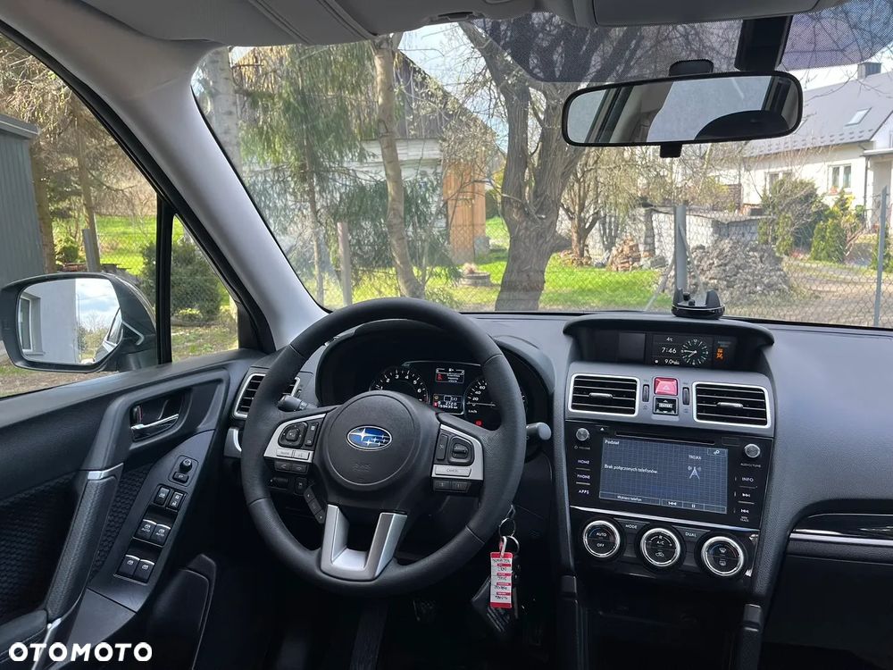 Subaru Forester 2.0 i Exclusive - 22