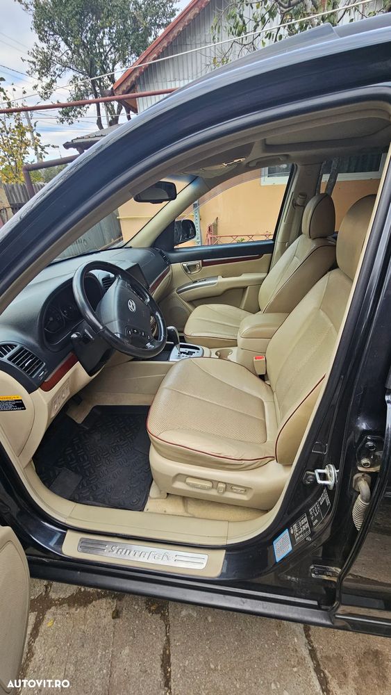 Hyundai Santa Fe 2.2 DSL VGT 5 SEATS 4WD AT FULL - 23