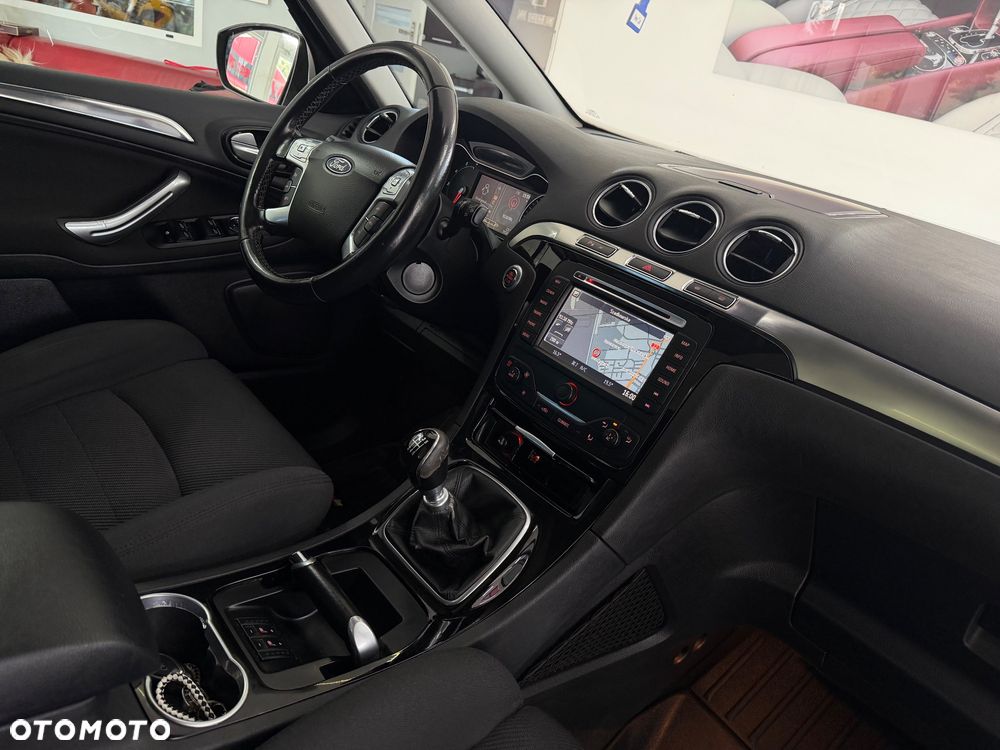 Ford S-Max 2.0 TDCi DPF Titanium X - 18