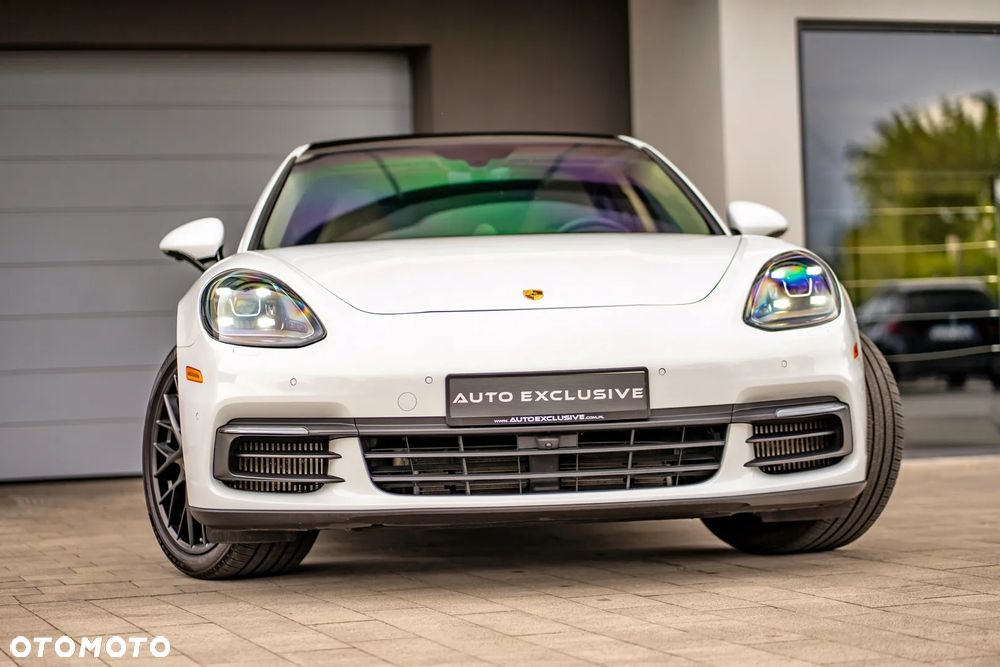 Porsche Panamera 4S - 3