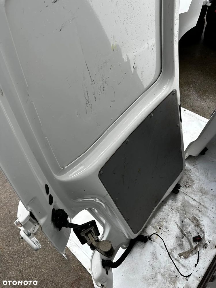 Drzwi Tył Tylne Skrzydełka Lewe Prawe VW T5 Lift Transporter 2010r LB9A Europa Stan bdb - 10