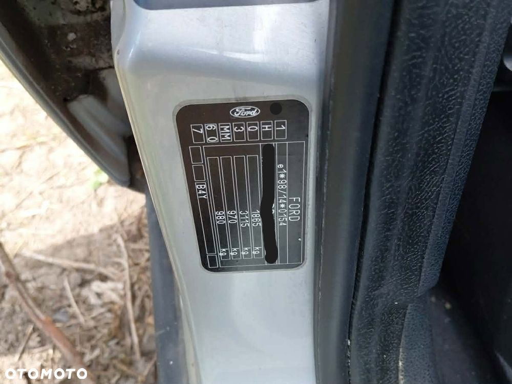 Części Ford Mondeo mk3 przed lift 1.8 benzyna sedan 2002r - 2