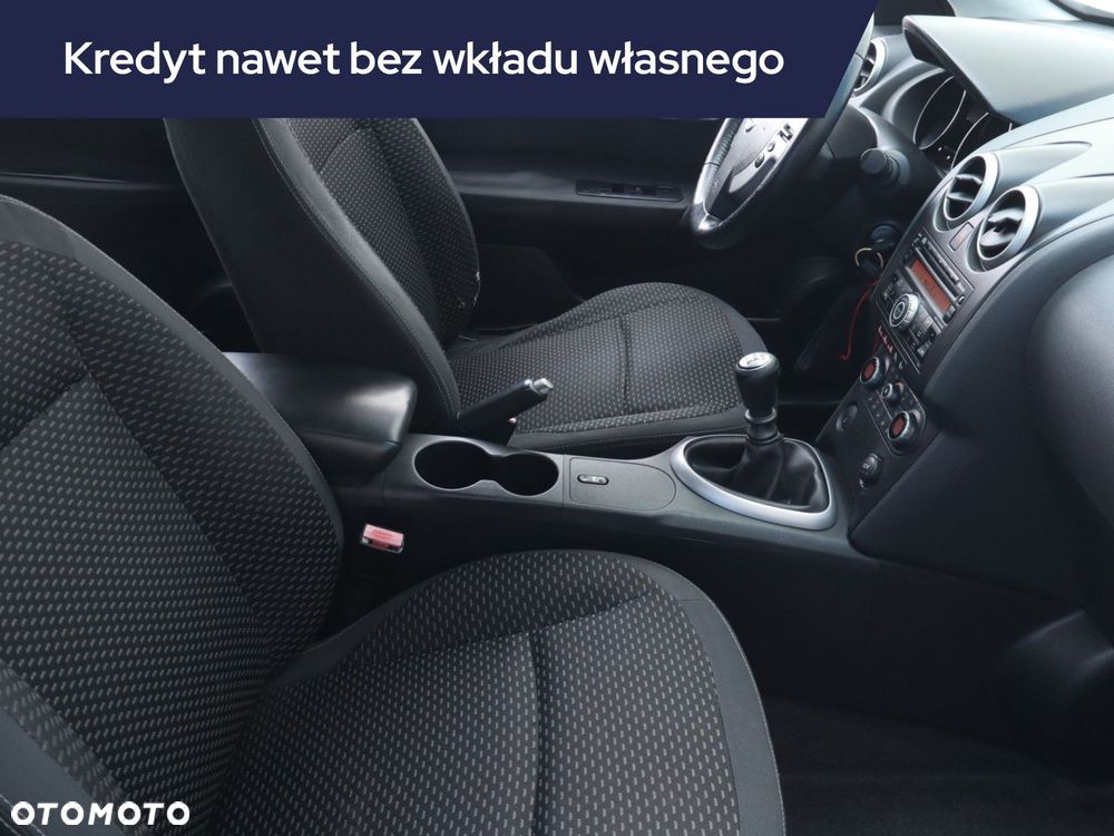 Nissan Qashqai - 11