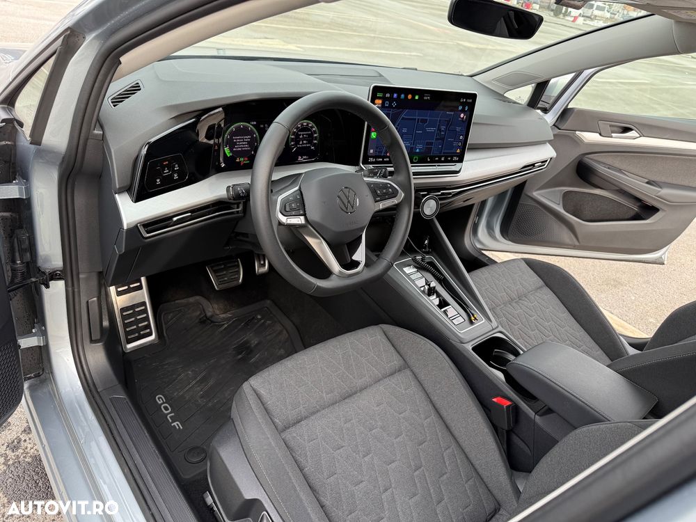 Volkswagen Golf 1.5 eTSI DSG MHEV Life - 14