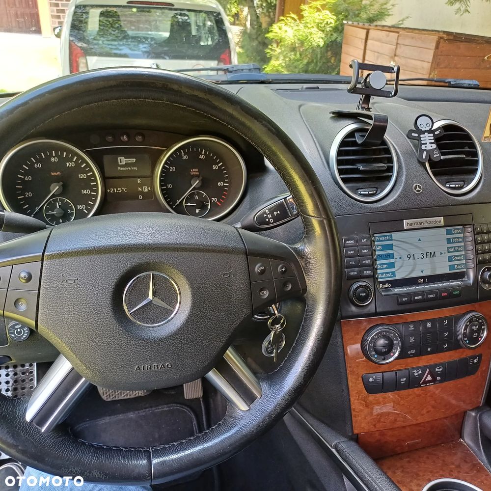 Mercedes-Benz ML 350 4-Matic - 5