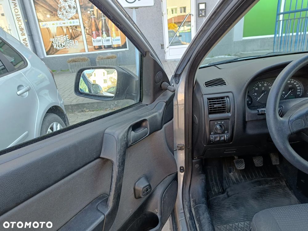 Opel Astra - 21