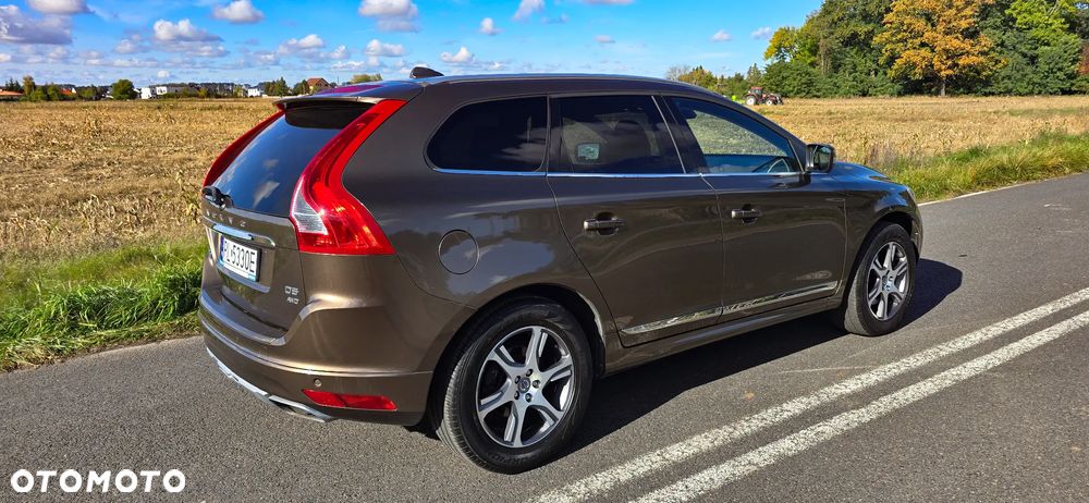 Volvo XC 60 D5 AWD Summum - 3