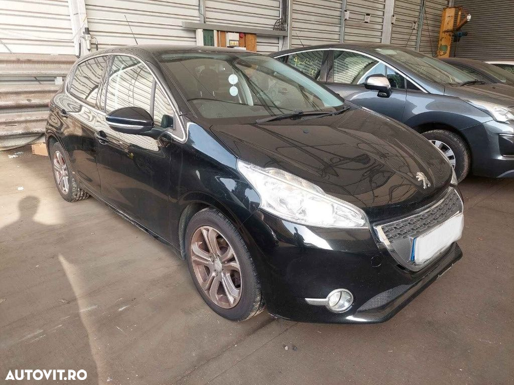 Stop dreapta spate Peugeot 208 2012 HATCHBACK 1.6 HDI - 4