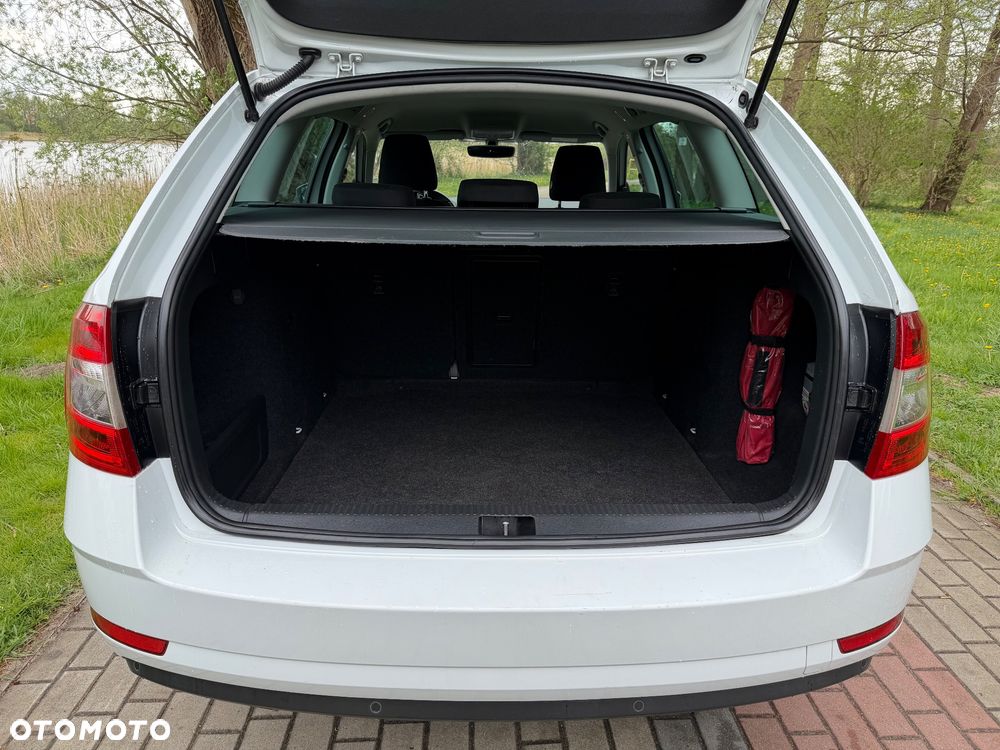 Skoda Octavia 1.6 TDI Soleil - 9