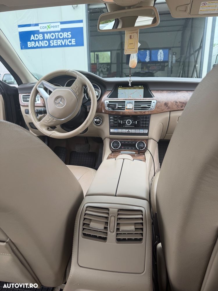 Mercedes-Benz CLS 350 CDI DPF BlueEFFICIENCY 7G-TRONIC - 25
