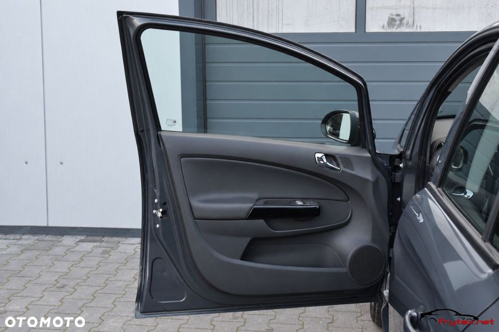 Opel Corsa - 17