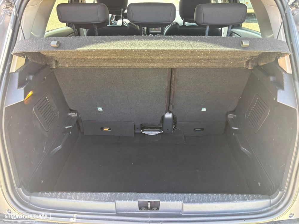 Renault Captur 1.5 dCi Exclusive - 12