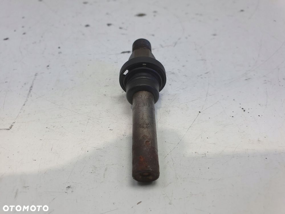 WTRYSKIWACZ Mercedes W126 C126 5.6 V8 560 SEC _ wtrysk 0437502035 - 1