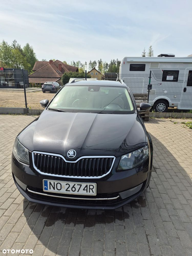 Skoda Octavia 2.0 TDI Elegance DSG - 1