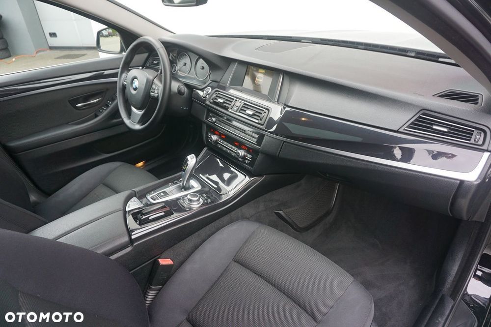 BMW Seria 5 520d Efficient Dynamics Luxury Line - 6