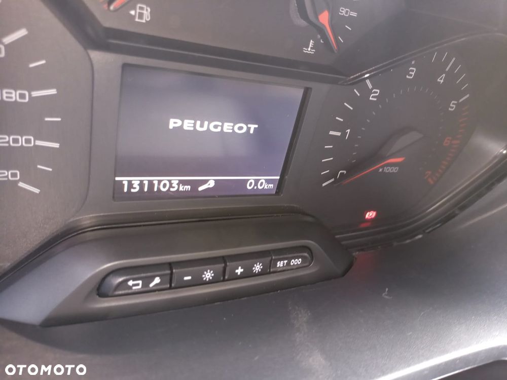 Peugeot PARTNER L2 LONG 3 MIEJSCA - 13