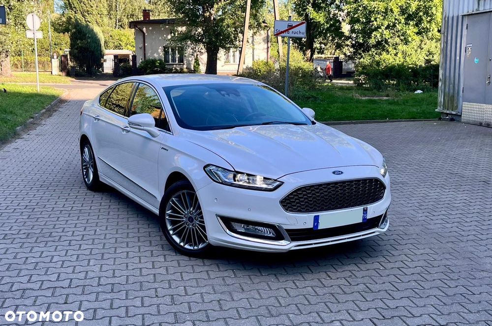 Ford Mondeo Vignale 2.0 Hybrid
