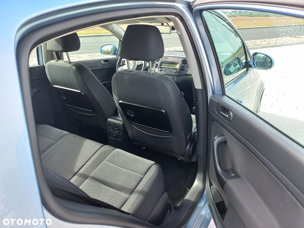 Volkswagen Golf Plus - 15