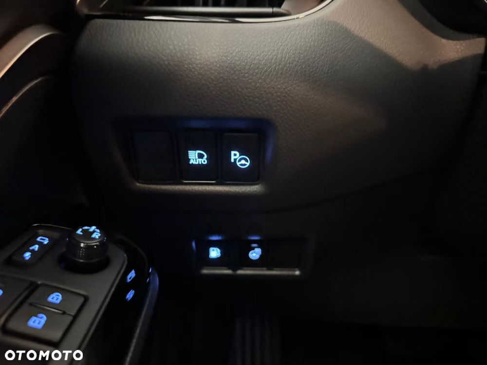 Toyota C-HR 2.0 Lounge - 25