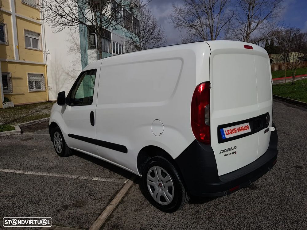 Fiat Doblo 3 Lugares - 13