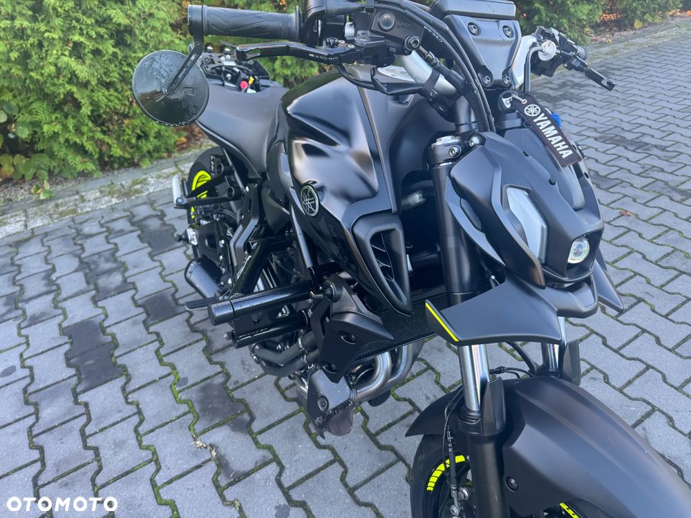 Yamaha MT - 10