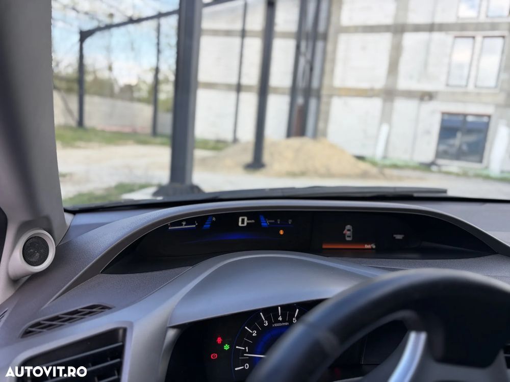 Honda Civic 1.8 LS - 8
