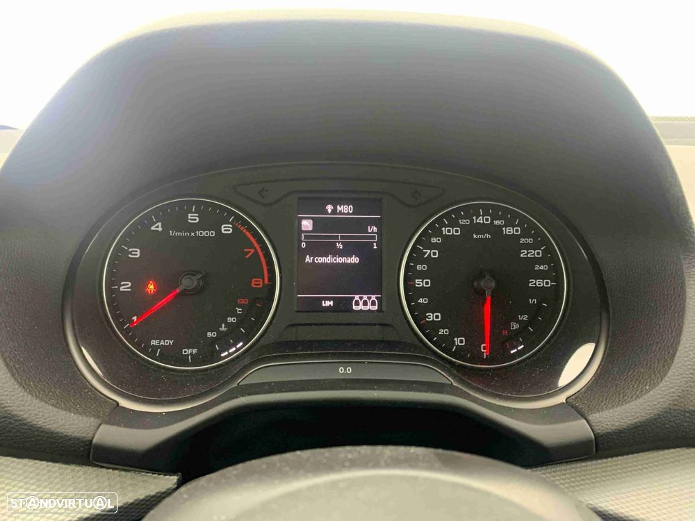 Audi Q2 30 TFSI - 10