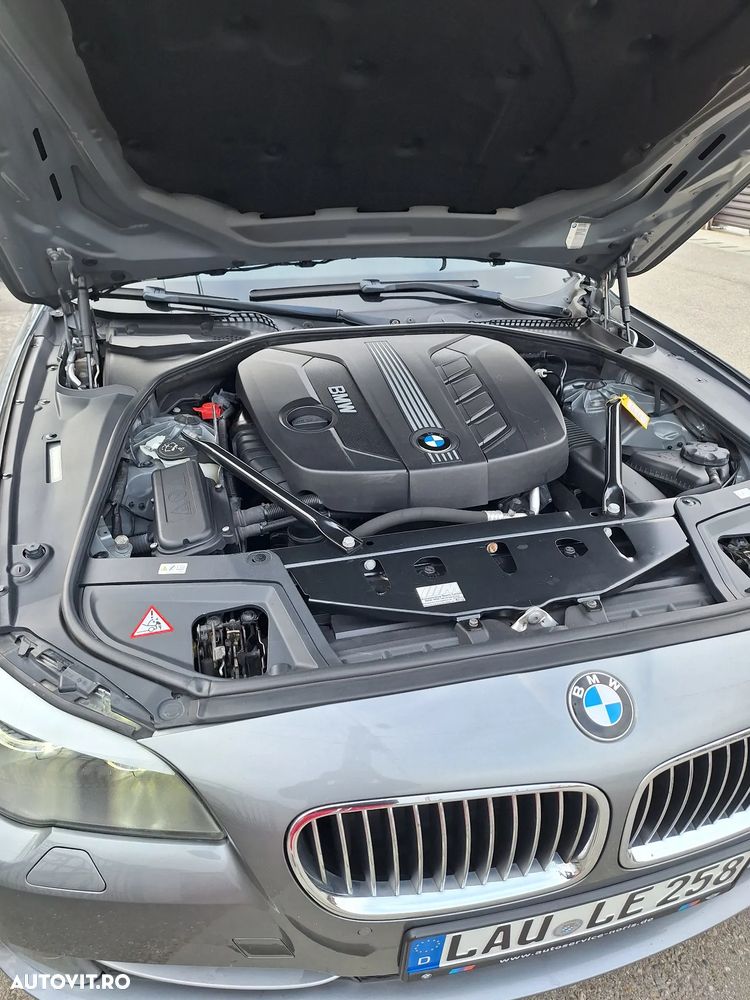 BMW Seria 5 520d Aut. - 35