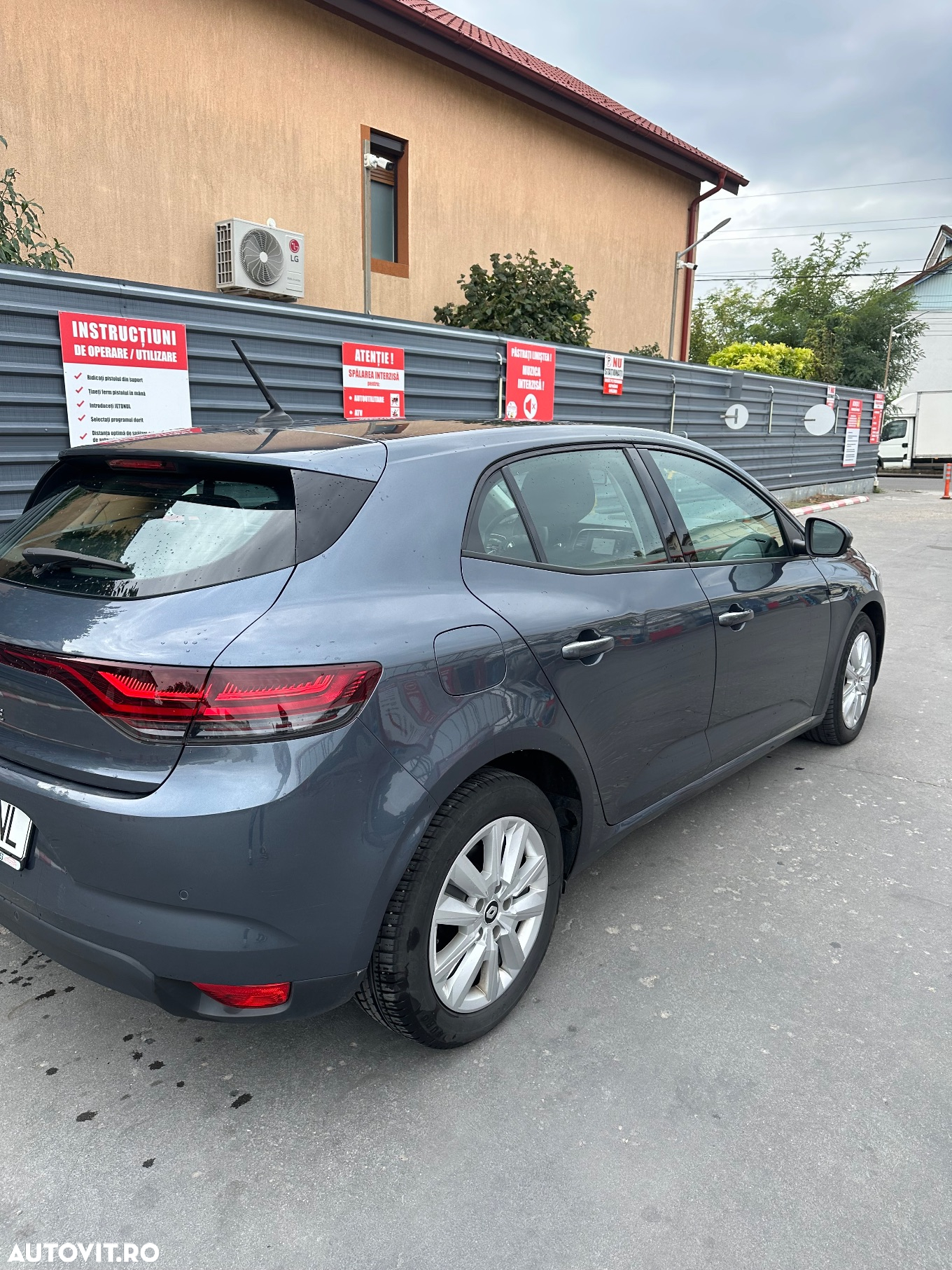 Renault Megane Blue dCi 116 EDC Intens - 8