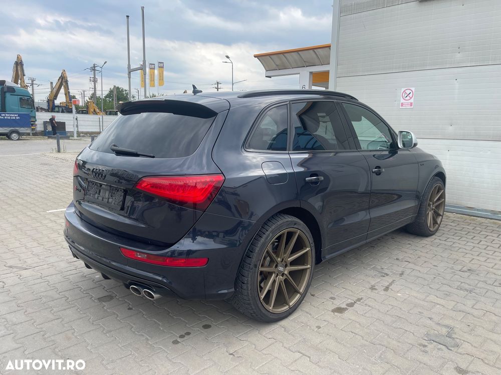 Audi SQ5 - 8